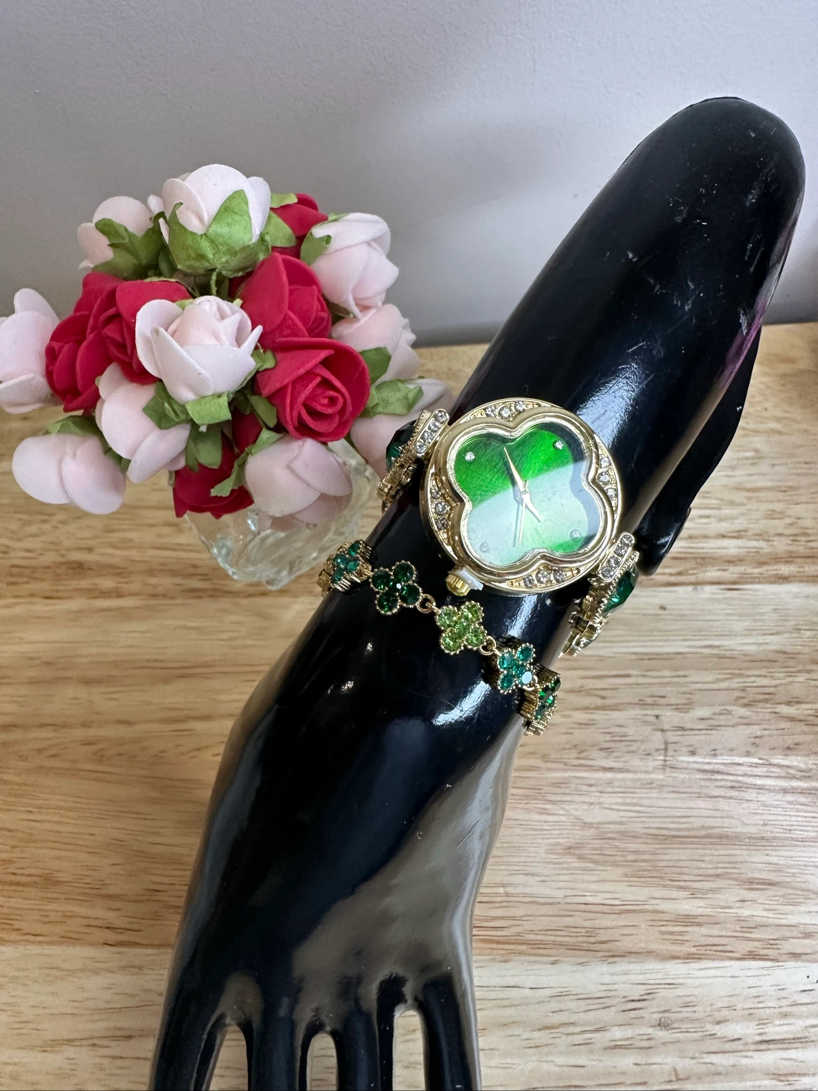 Quartz Watch & Emerald Green Clover Bracelet Set - 18K Gold Plated & Stainless Steel – photo 6